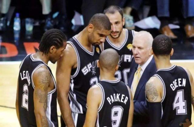 扫向点球点 扫向点球点