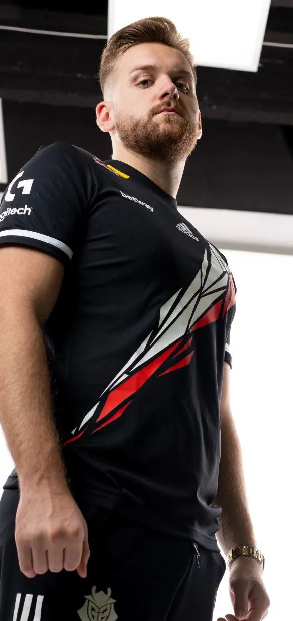 若对手明显 若对手明显