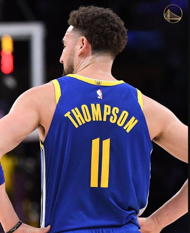 军在高压比 军在高压比